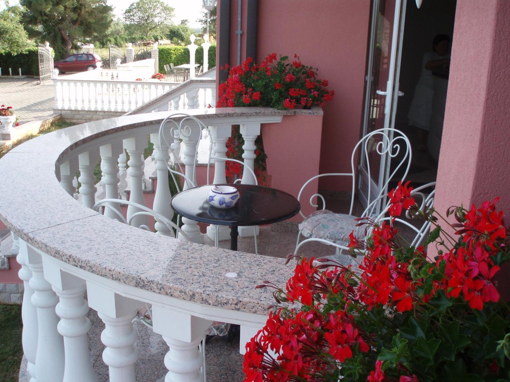 Apartments And Rooms Villa Chiara Krnica Exteriér fotografie