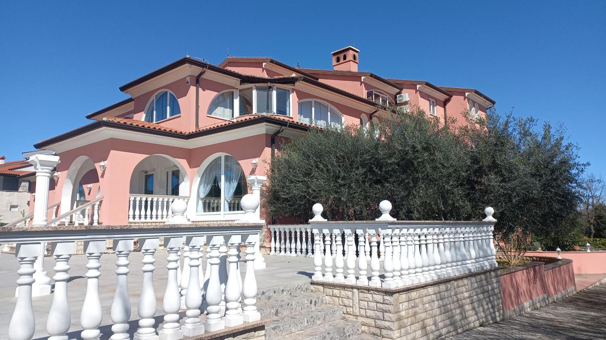 Apartments And Rooms Villa Chiara Krnica Exteriér fotografie